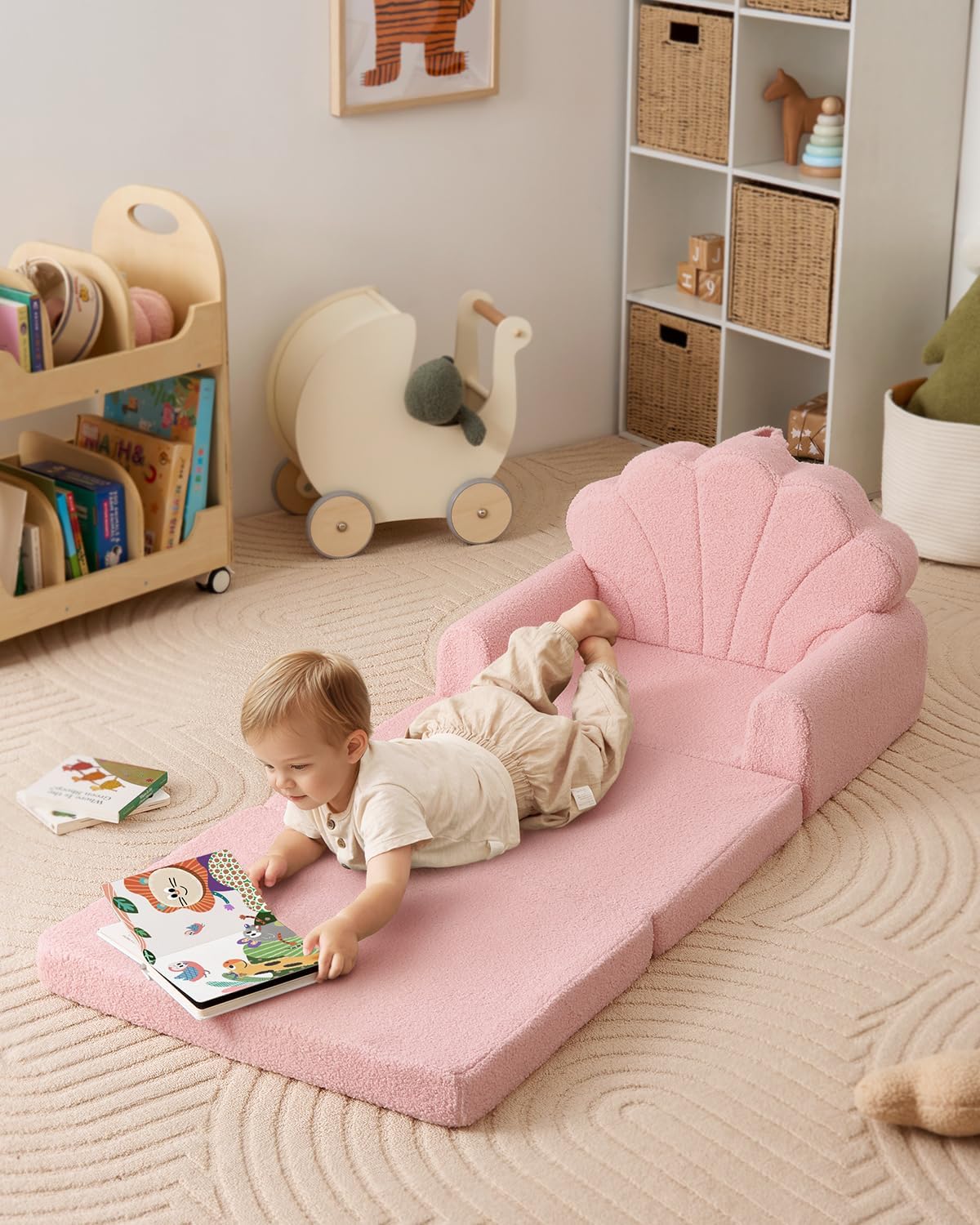 2-in-1 Cute Shell Folding Kids Couch Bed & Lounger